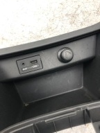 passenger compartment plato USB HYUNDAI I10 II 84757-B9050