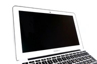 Apple MacBook Air 11’ mid 2015 4gb/128gb