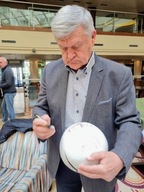 Włodzimierz Lubański - piłka z autografem (sen)