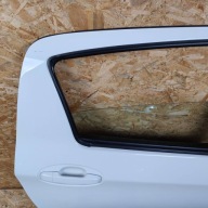 door rear. rear part side right Toyota Yaris III