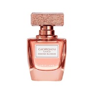 ORIFLAME Perfumy Giordani Gold Essenza Blossom 50ml