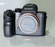 Aparat fotograficzny Sony a7R III korpus czarny