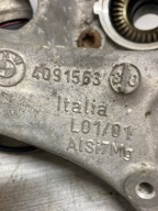 otoč ramene levý záď BMW G30 4091563