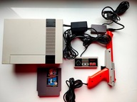 KONSOLA NINTENDO NES + PAD + GRA + PISTOLET