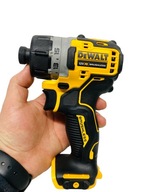 Skrutkovač DeWalt akumulátorové napájanie 12 V DCF601N HEX