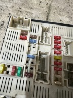 fuse box RENAULT MEGANE II 1.5DCI 8200481866