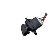 switch windows right front MAZDA 2 D39766370
