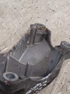 supporto staffa Motore OE 8E0199307A AUDI A4 B6 2.0B ALT 02r.