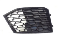 grid of a bumper right AUDI RS4 RS5 8W B9 8W6807682P