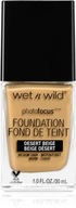 Wet n Wild Photo Focus matný make-up vo fluide odtieň Desert Beige 30