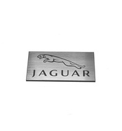 Naklejka Emblemat JAGUAR srebrna 30x15mm