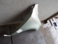 Mazda Demio II fender right