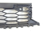 grid of a bumper front front central VW GOLF VIII 8 5H0853677C