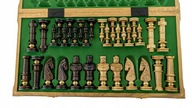 Sväté Prijímanie Darček Dubové šachy vyrezávané intarzia 65x65