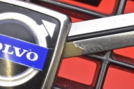 maska cierna CHROM 9190740 VOLVO S60 1 a 00-04