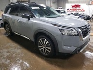 Nissan Pathfinder 2022, 3.5L, od ubezpieczalni