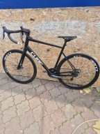 Rower szosowy Cube Attain Race black/white 60cm