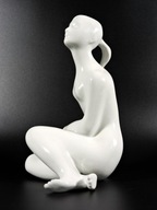 Figurka biały akt Royal Dux design J. Cernoch 1960