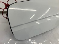 AUDI A4 B9 KLAPKA Tankklappe Dämpfer LY9C BIALY 8W0809906