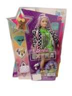 Barbie Extra Lalka Kurtka szachownica/Jasnoróżowe włosy HHN10