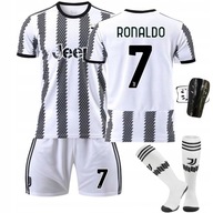 Futbalový dres Cristiana Ronalda NR7.