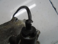 AUDI A4 B6 2.0 FSI couverture pompe VACUM 06D103530K