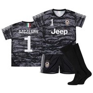 Futbalový kostým / komplet + gamaše ŠŤASTNÁ JUVENTUS TURYN 1 veľ. 122