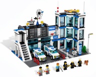 LEGO City 7498 LEGO City Posterunek Policji Używane