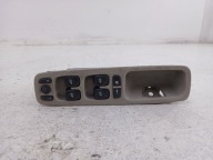 VOLVO V70 S70 II PANEL okna levý předek 30658116