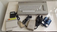 Zestaw komplet Commodore C-64 .
