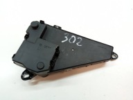Module fusibles 6906618 2.0 D 149KM Bmw Seria 5 V (2003-2010) E60/61