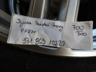 carpet front right PORSCHE PANAMERA 971 BRAZOWY 1