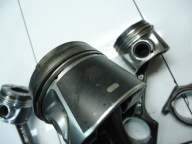 VOLVO S40 S60 V50 2.0 D3 D5204T3 Piston avec bielle