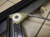 AUDI A4 B7 KOMBI window regulator right rear part 8E0839462B