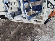 threshold right + pillar central NISSAN NV200