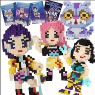 3D ÉPÍTŐKOCKÁK K-POP DÉMON FIGURA HUNTERS ZOEY DÉMONVADÁSZOK 1447 DB-OS