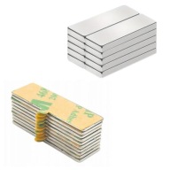 NEODÍMIUM MÁGNES csempe 30x10x1mm öntapadós 10 db