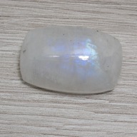 Mesačný kameň kabošon cca 22x15 mm KKS4060