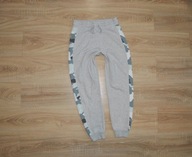 F&F dresowe spodnie dresy GUMA 158