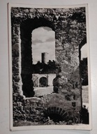 pocztówka Kazimierz Dolny Fragment ruin zamku i baszty fot. H. Dębski