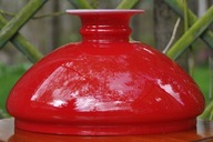 Stary czerwony klosz do lampy naftowej śred. podst. ok. 27,6 cm
