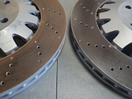Cupra Leon IV kotuče brzdové předek plotýnky 370MM 8J0615301K 8J0615116M