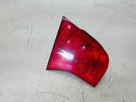 feu gauche arrière du capot AUDI A4 B7 berline 8E5945093A