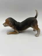 Piękna porcelanowa figurka psa