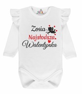 Body na Walentynki z napisem Najsłodsza Walentynka + imię, falbanki r. 68