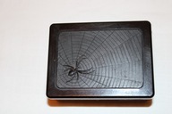 Bakelitowy pojemnik na papierosy zdobiona pokrywka pająk na sieci