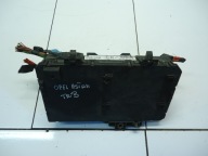 OPEL ASTRA H 1.8 Module Module fusibles 13145021
