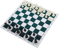 Šach, prenosná jednoduchá, pohodlná stolová hra od