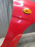 blatník MAZDA MX3 pravý předek červený