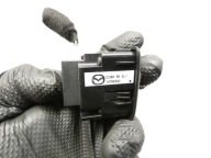 switch navigation devices MAZDA 5 and CR19 LIFT 07-10 CD98669L1